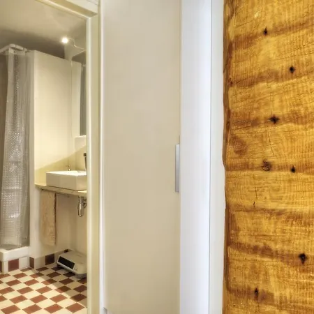 Flea Market Family House Apartment Lissabon
